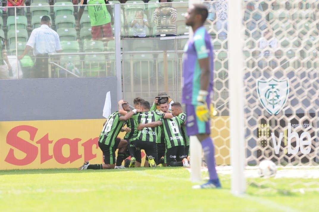 Coelho e Bugre se enfrentam neste domingo, pela 16 rodada da Srie B
