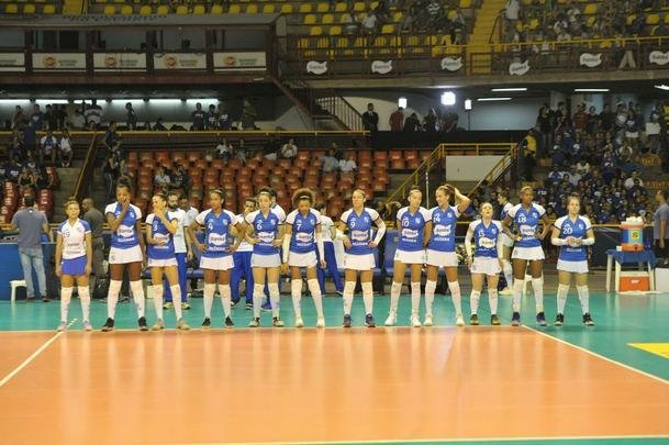 Minas x Praia: veja fotos da primeira partida da final