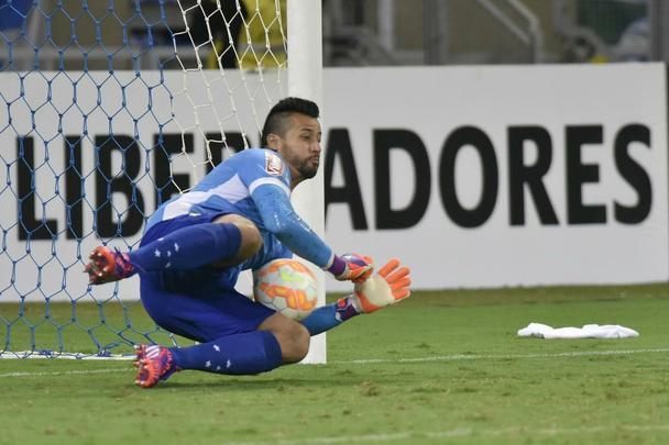 Imagem de Cruzeiro 1 (4) x (3) 0 São Paulo, pelas oitavas de final da Libertadores de 2015
