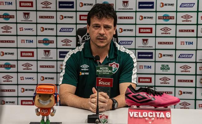 Aps erros contra o Corinthians, Fluminense liga alerta para a defesa