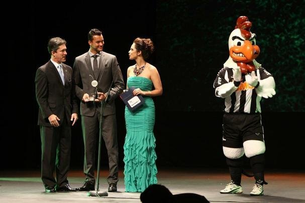 Rver defendeu o Atltico em 177 jogos, com 22 gols marcados