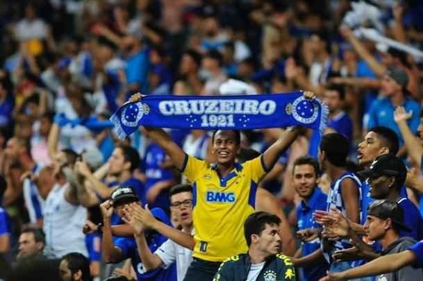 Cruzeiro x Grmio, jogo disputado no Mineiro e vlido pelo Campeonato Brasileiro