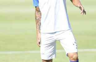 Bruno Nazrio (meia) - emprestado pelo Hoffenheim-ALE, fez apenas cinco partidas vestindo a camisa do Cruzeiro. 