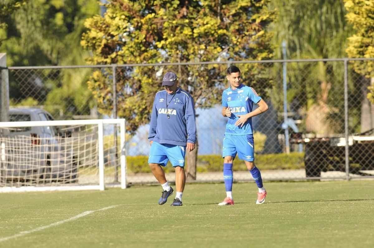 Imagens do treino do Cruzeiro nesta tera-feira (25/07) na Toca da Raposa II
