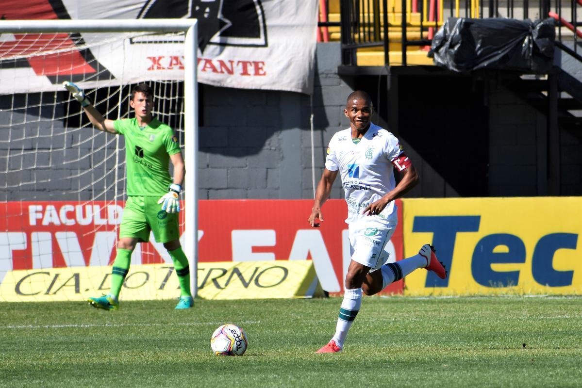 Fotos do duelo entre Brasil-RS e América, em Pelotas, pela 36ª rodada da Série B