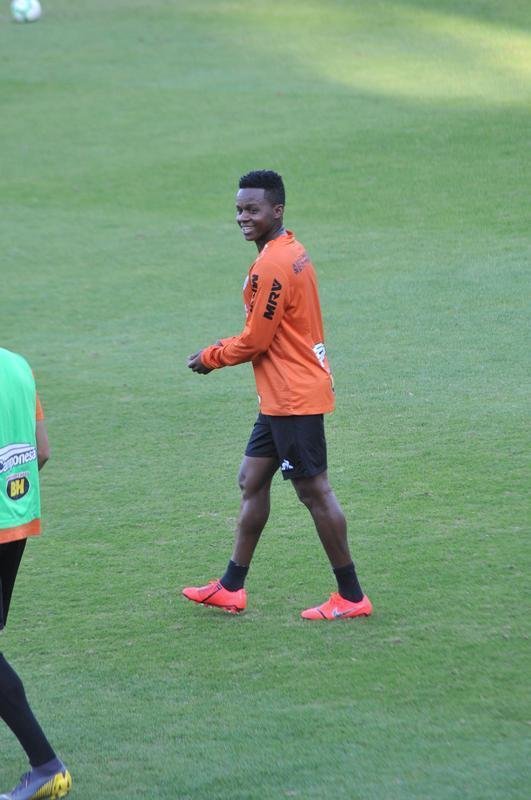 Atltico treinou nesta segunda-feira de olho no jogo contra o Cruzeiro