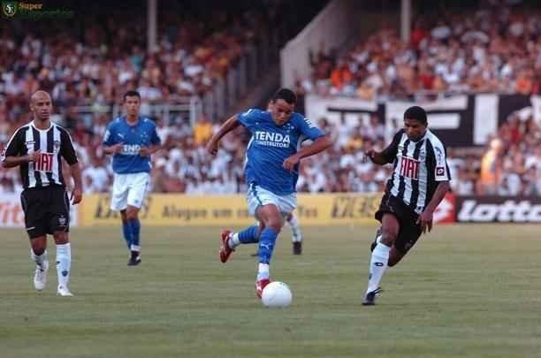 Novamente, Raposa e Galo estavam frente a frente na final do Mineiro e a vantagem também era do time celeste. A equipe do técnico Adílson Batista não teve dó do tradicional rival e devolveu, com sobra, a goleada do ano anterior. Marcelo Moreno, Marcos, contra, e Ramires marcaram no primeiro tempo. Na etapa final, Guilherme e Wagner completaram o placar, que deixou a taça nas mãos da Raposa.