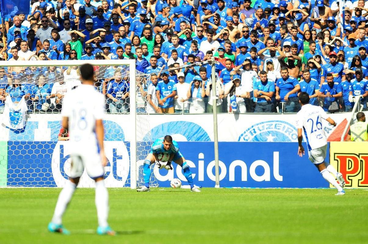 Veja fotos do jogo Cruzeiro x Sampaio Corra, no Mineiro