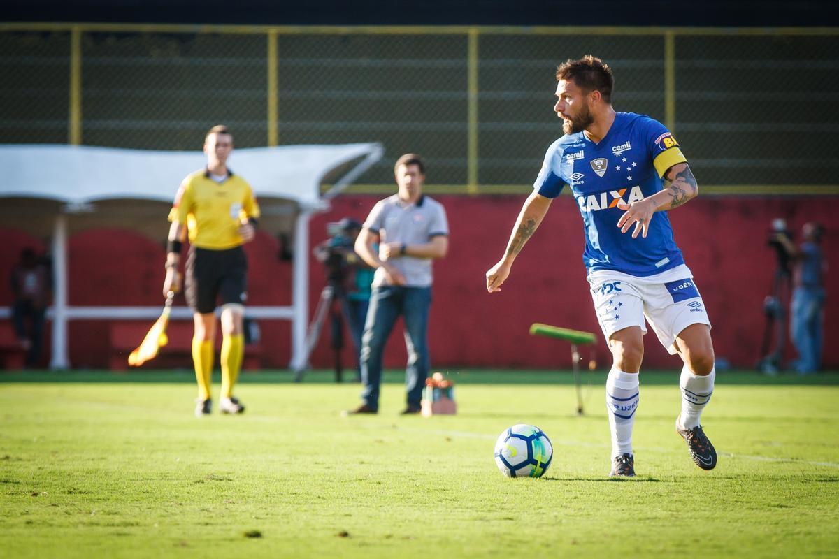 Cruzeiro empatou com Vitória no Barradão, em Salvador, por 1 a 1, pela 17ª rodada do Brasileiro