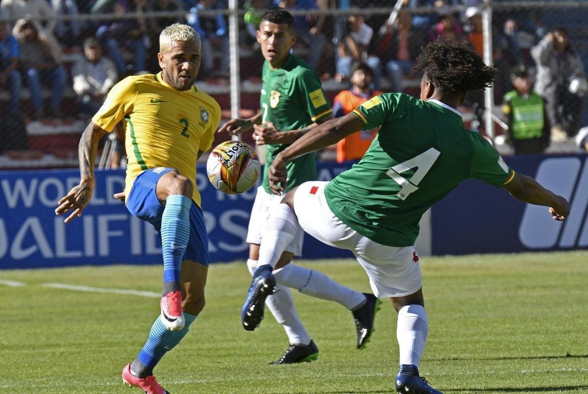 Brasil no consegue superar o goleiro Lampe e fica no empate com a Bolvia na altitude de La Paz