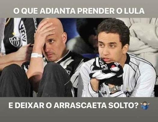 Torcedores do Cruzeiro tiram sarro de atleticanos após conquista do Mineiro