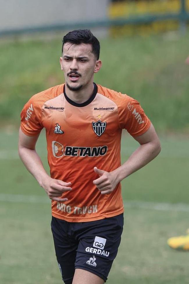 Atltico treinou, na tarde desta quinta-feira (26), na Cidade do Galo. Atividades visaram ao confronto contra o Ava pelo Campeonato Brasileiro.