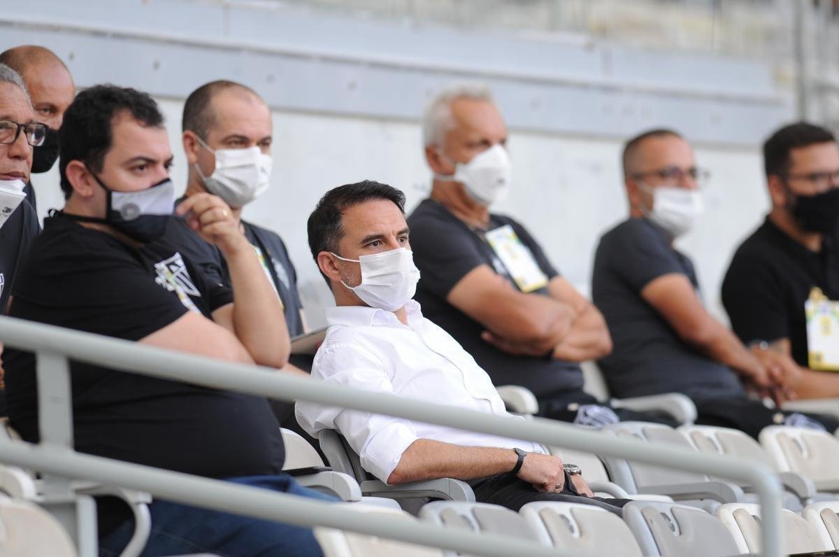 Fotos do duelo entre Atltico e Fortaleza, no Mineiro, em Belo Horizonte, pela 33 rodada do Campeonato Brasileiro