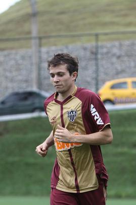 Bernard - Promovido ao time principal do Atlético em 2011, o jovem Bernard foi a maior venda da história do clube. Pouco depois de ser um dos protagonistas do título da Copa Libertadores de 2013, o meia-atacante foi comprado pelo Shakhtar Donetsk por 25 milhões de euros (cerca de R$ 75 milhões). Bernard fez 100 jogos e marcou 22 gols pelo Galo.