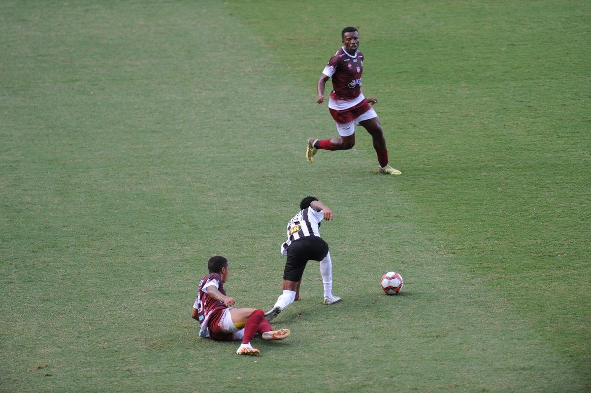 Fotos da vitria do Atltico sobre o Patrocinense, por 3 a 1, no Independncia, em Belo Horizonte, pela quarta rodada do Campeonato Mineiro. Mando foi do clube do interior, que no pde realizar a partida em Patrocnio devido ao elevado nmero de casos de COVID-19 na cidade.