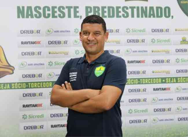 Ex-supervisor do sub-20 do Cruzeiro, Ricardo Gomes  o novo diretor de base do Cuiab