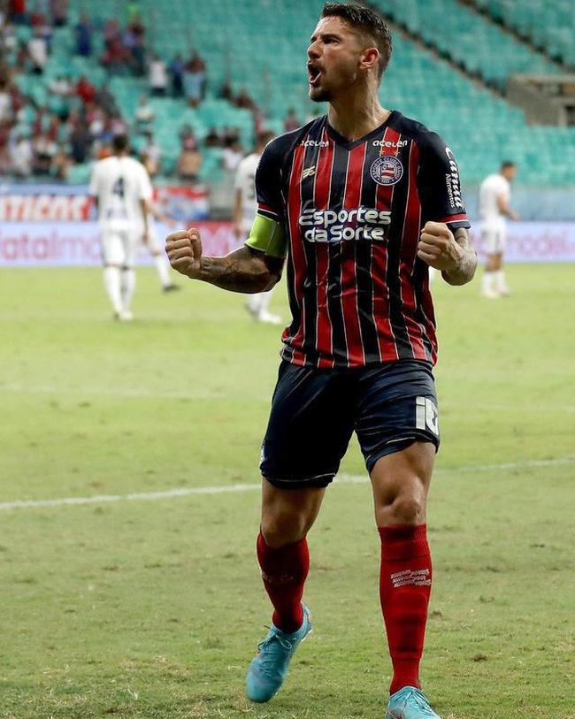 8 - Everaldo (Bahia) - 9 gols