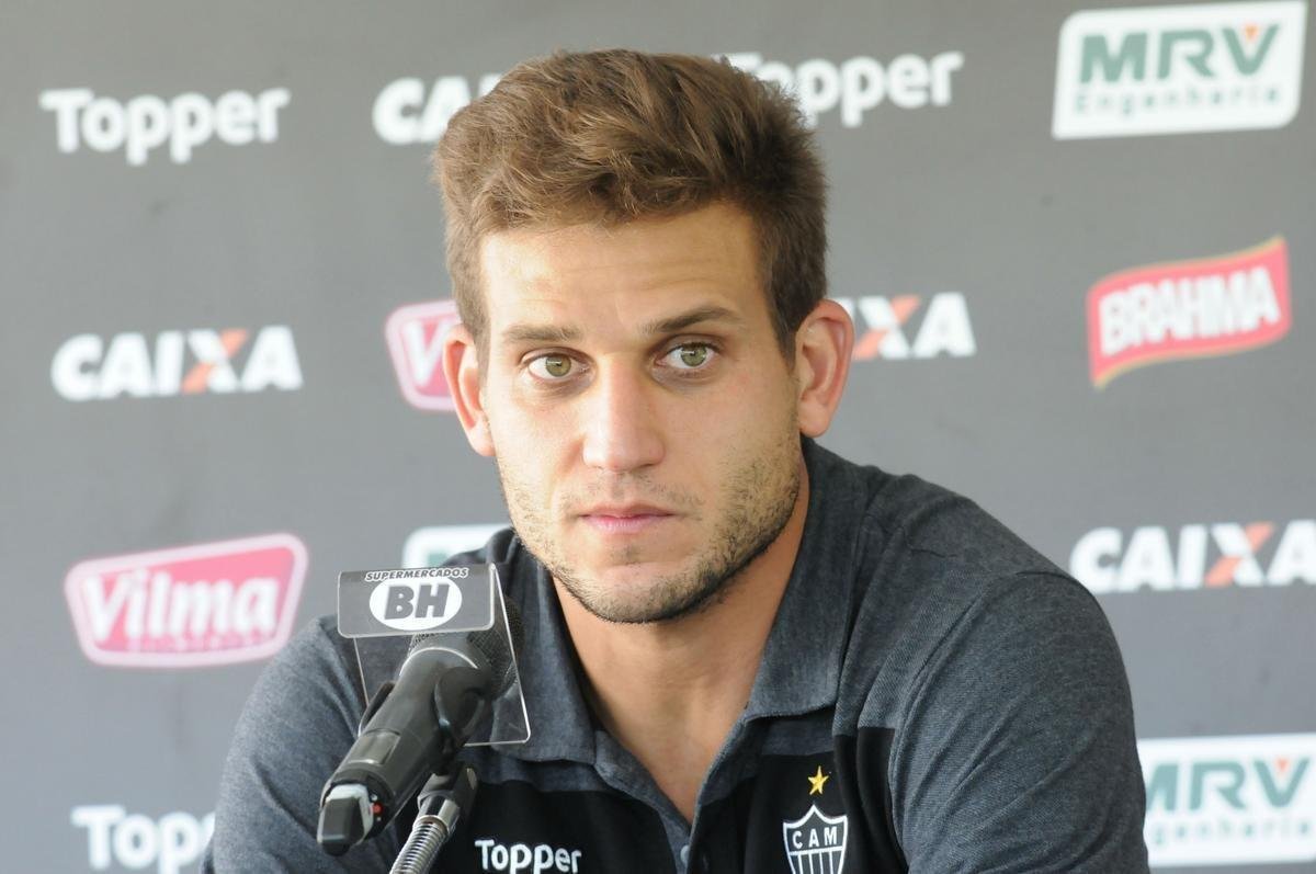 Rafael Moura e Atltico no acertaram renovao contratual. Com isso, o centroavante virou reforo do Amrica.