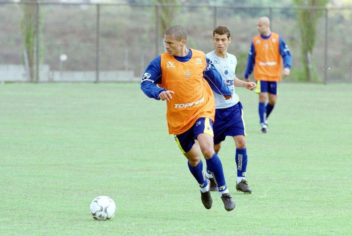 AGOSTO - Dia a dia de treinos do Cruzeiro na temporada que culminou com a Trplice Coroa