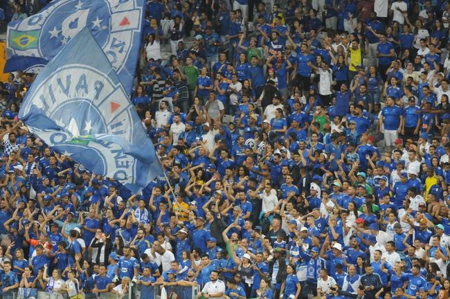 Torcida do Cruzeiro deu show mais uma vez e lotou o Mineiro na partida contra o CRB pela 11 rodada da Srie B