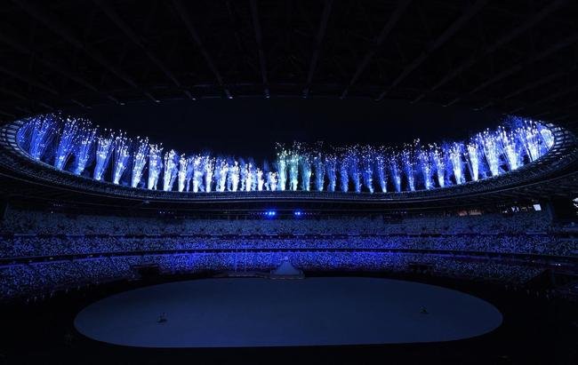 Imagens da cerimnia de abertura dos Jogos Olmpicos de 2020, no Estdio Olmpico de Tquio