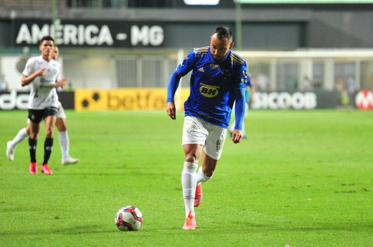 Fotos do jogo entre Cruzeiro e Remo, no Independncia, em BH, pela 32 rodada da Srie B do Brasileiro