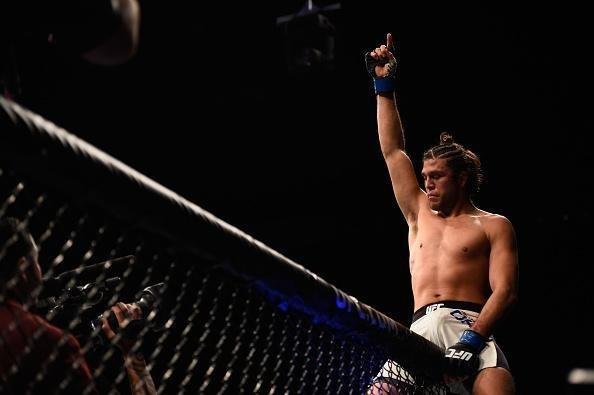 Brian Ortega venceu Diego Brandão por finalização no terceiro round