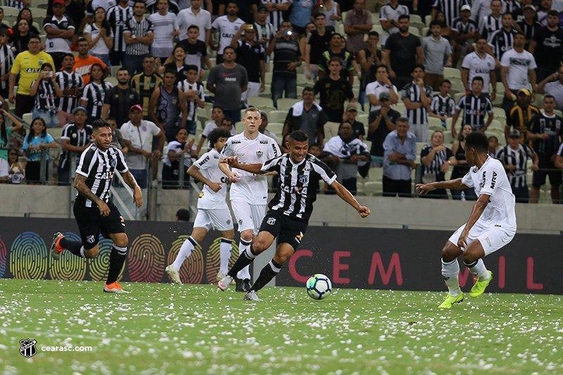 No Castelo, o Atltico perdeu por 2 a 1 para o Cear, em jogo da 31 rodada do Brasileiro