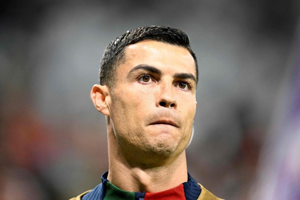 As reaes de Cristiano Ronaldo no banco e durante o jogo contra Marrocos pelas quartas de final da Copa do Mundo