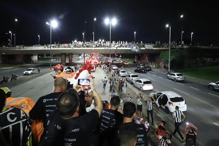 Bastidores da festa do Atlético em comemoração ao título brasileiro