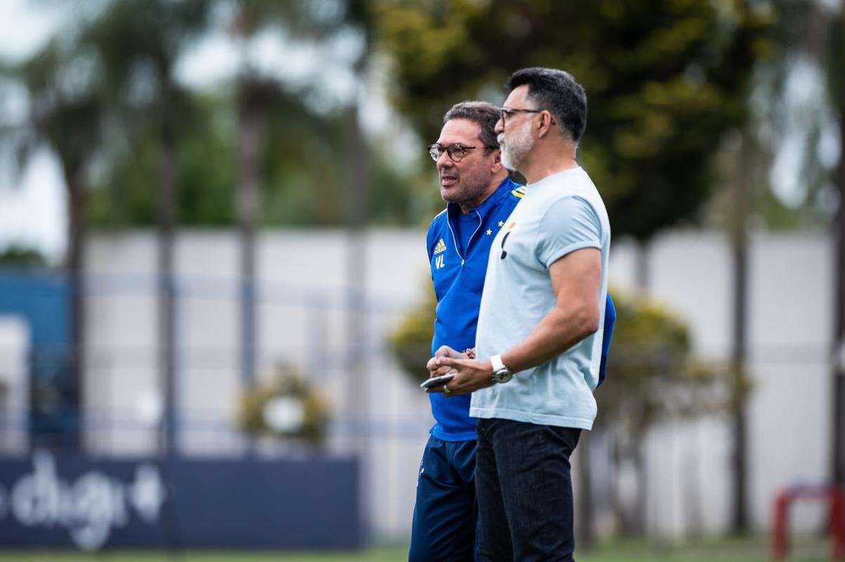 Fotos do treino do Cruzeiro desta tera-feira (26/10) na Toca II