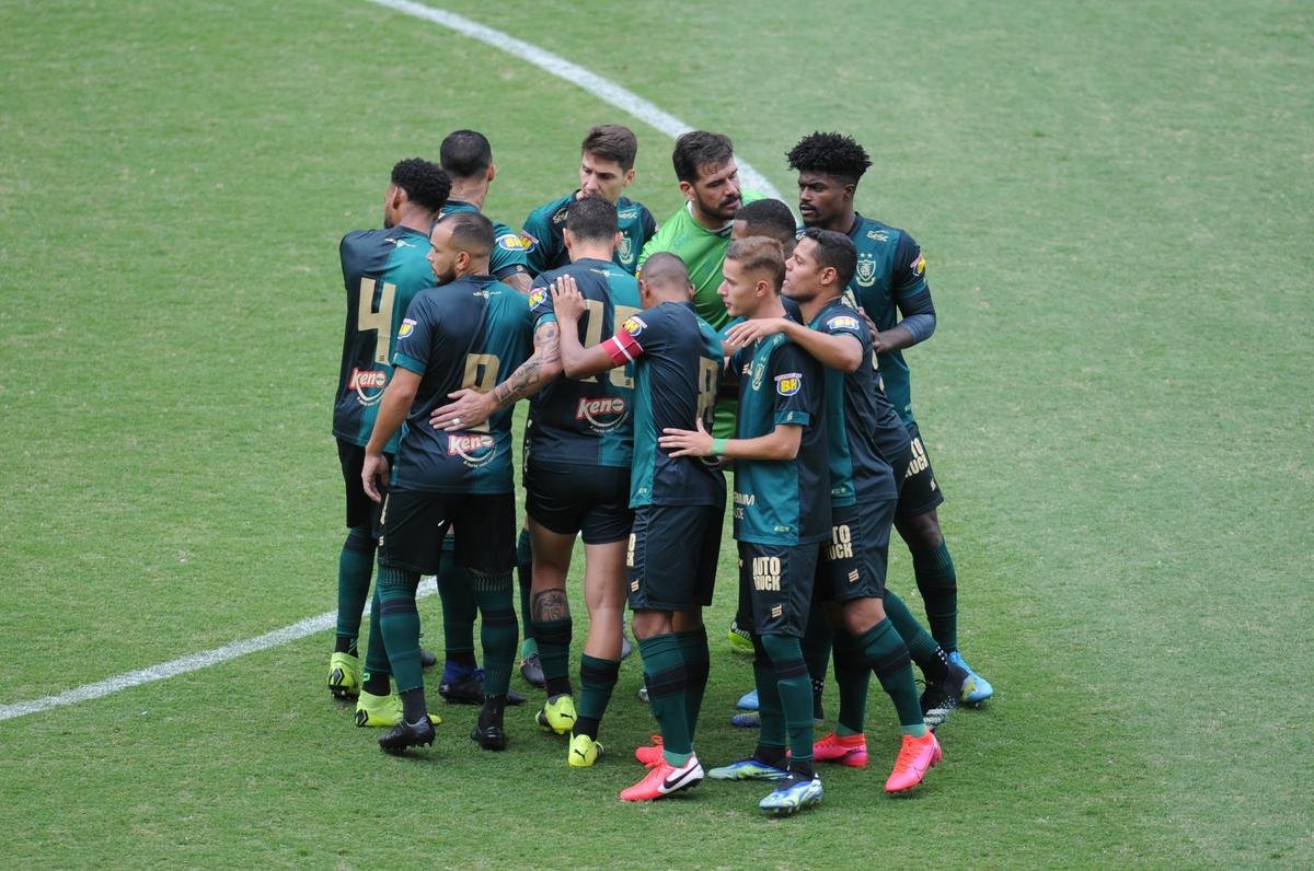 Amrica e Cruzeiro se enfrentaram pelo Campeonato Mineiro