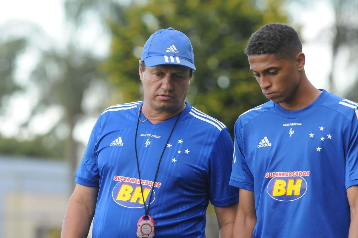 Fotos do treino do Cruzeiro desta quinta-feira, na Toca da Raposa II (crdito: Juarez Rodrigues/EM D.A Press)