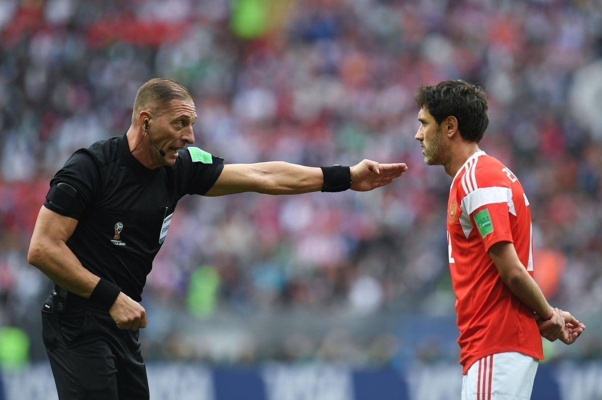 Seleo anfitri goleou Arbia Saudita por 5 a 0