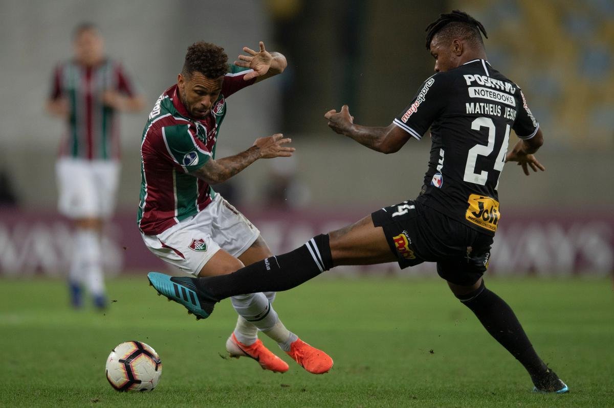 Wellington Nem, de 28 anos, ex-atacante do Fluminense, rescindiu seu contrato com o Shakhtar Donetsk em agosto e est sem clube.