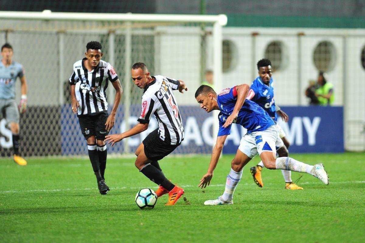 Cruzeiro vence Atltico por 4 a 2 nos pnaltis e conquista a Supercopa Sub-20, no Independncia