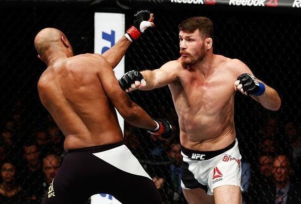 Spider voltou ao UFC com revés. Brasileiro chegou a derrubar Bisping com uma joelhada, achou que tinha vencido por nocaute, mas round havia encerrado. No fim, brasileiro acabou perdendo luta por pontos