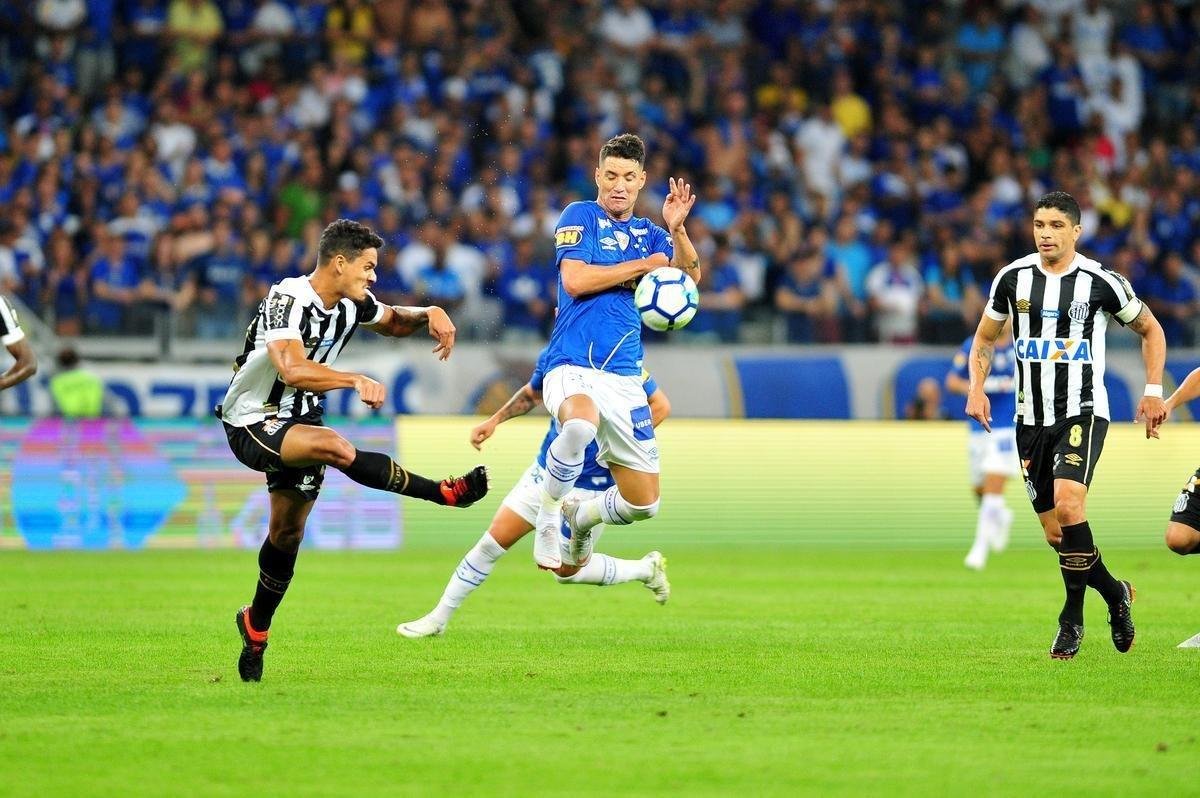 Primeiro tempo terminou com empate por 1 a 1 no Mineiro