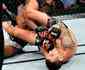 Werdum homenageia Grmio e finaliza rival de ltima hora no UFC 216