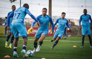 Fotos do treino do Cruzeiro desta sexta-feira, na Toca da Raposa II (Vinnicius Silva/Cruzeiro E.C)