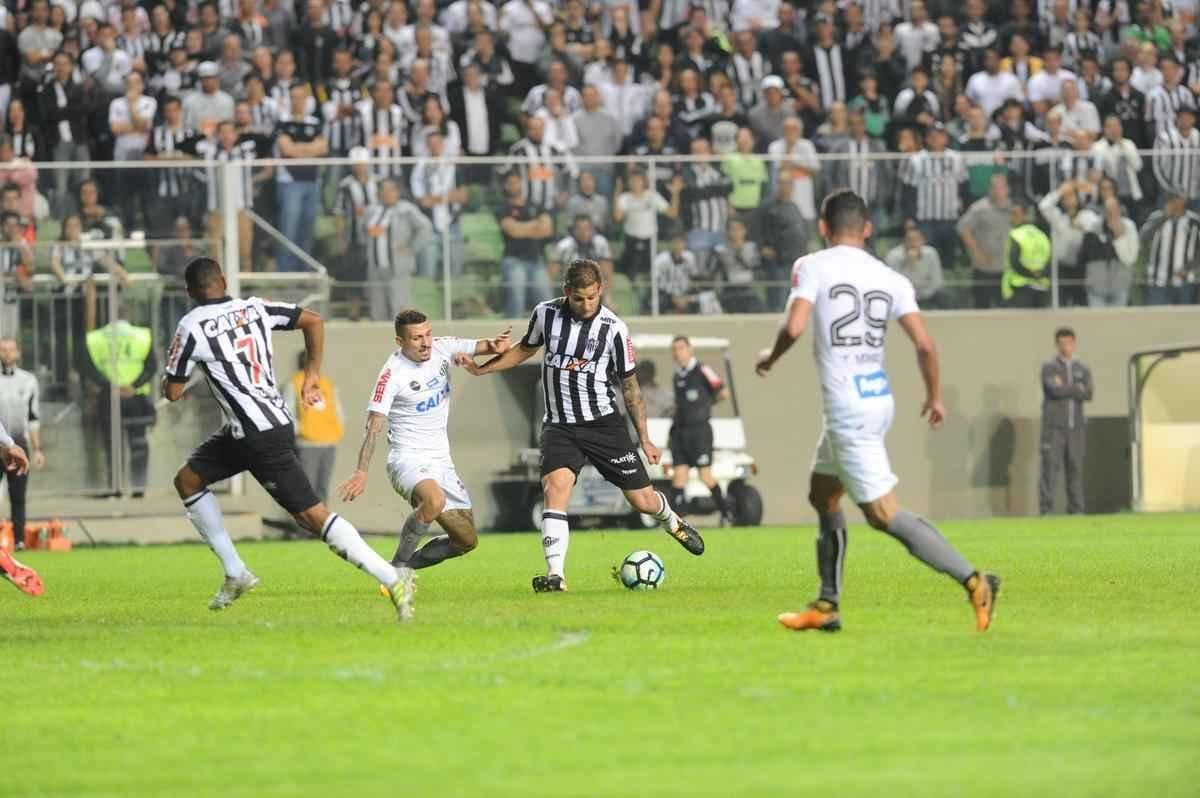 Atltico e Santos se enfrentaram, no Independncia, pela 13 rodada do Campeonato Brasileiro