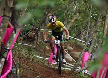 O ciclista brasileiro venceu uma etapa da Copa do Mundo, algo inédito no país, em competição na República Checa