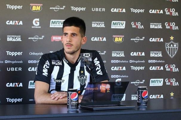 O zagueiro Martn Rea foi contratado pelo Atltico junto ao Danubio em 2018. Ele chegou por emprstimo de um ano e s fez a estreia em 2019. Foram apenas trs partidas com a camisa alvinegra.