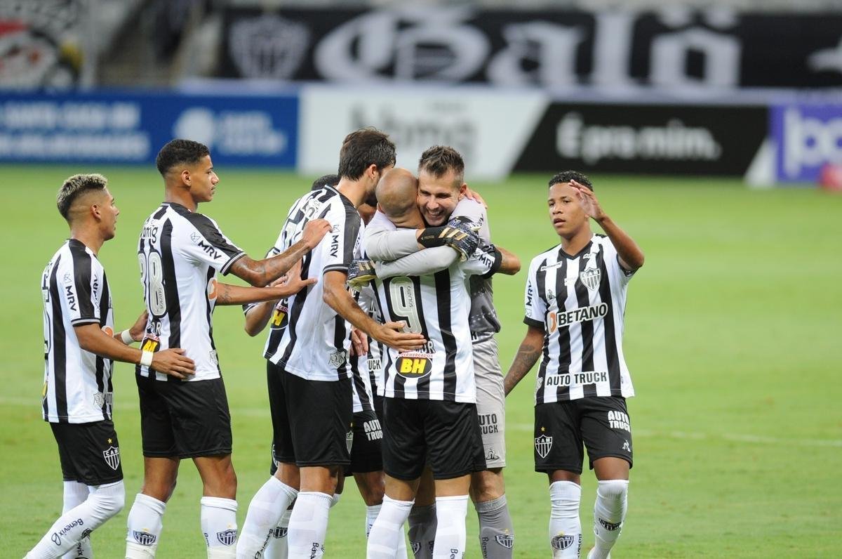 Galo venceu a URT na despedida do goleiro Victor