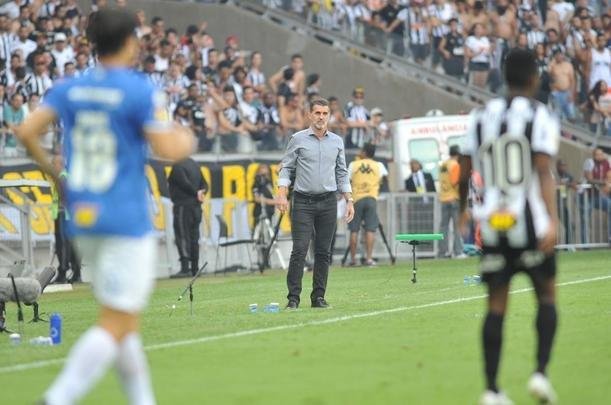 Reaes dos tcnicos Abel, do Cruzeiro, e Vagner Mancini, do Atltico