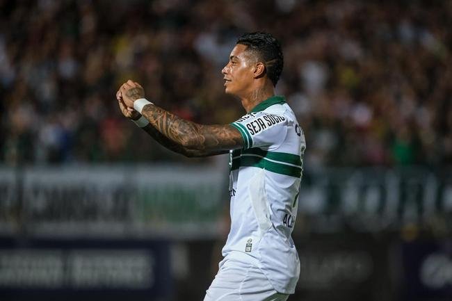 7� - Alef Manga (Coritiba) - 4 gols