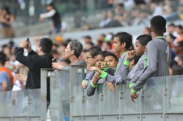 Fotos do 'Game of Dreams', jogo festivo dos Amigos do Ronaldinho contra os Amigos do Penta
