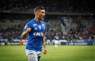 Depois de sair em desvantagem, Cruzeiro reagiu e conseguiu o empate com Arrascaeta