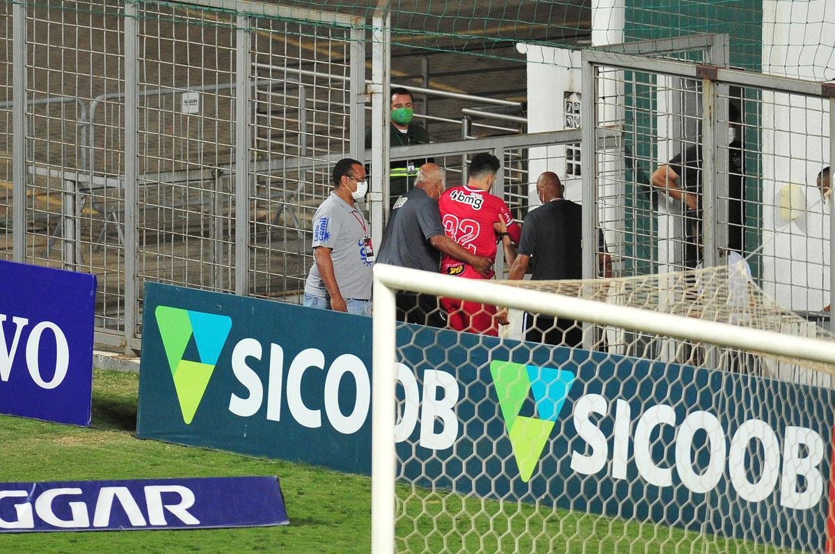 Fotos do jogo entre Athletic e Atltico, no Independncia, em Belo Horizonte, pela 11 rodada do Campeonato Mineiro 2021