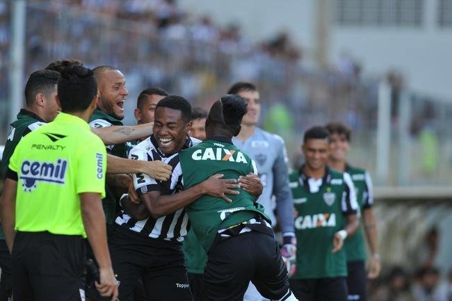 Atltico comeou arrasador e abriu 3 a 0 com gols de Elias (2) e Rger Guedes